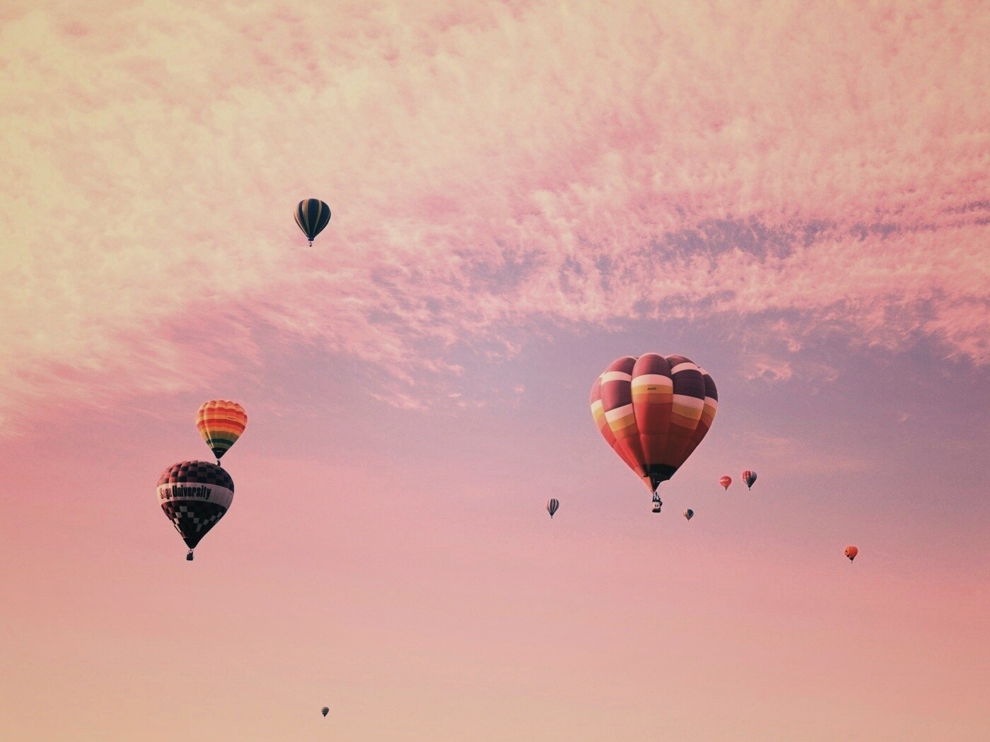 Парад воздушных шаров обои