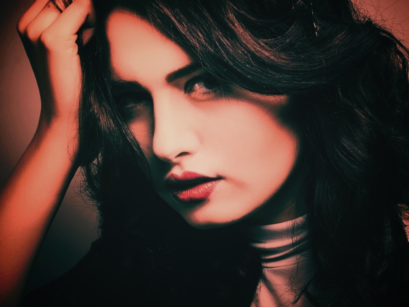 Модель с отличным макияжем обои