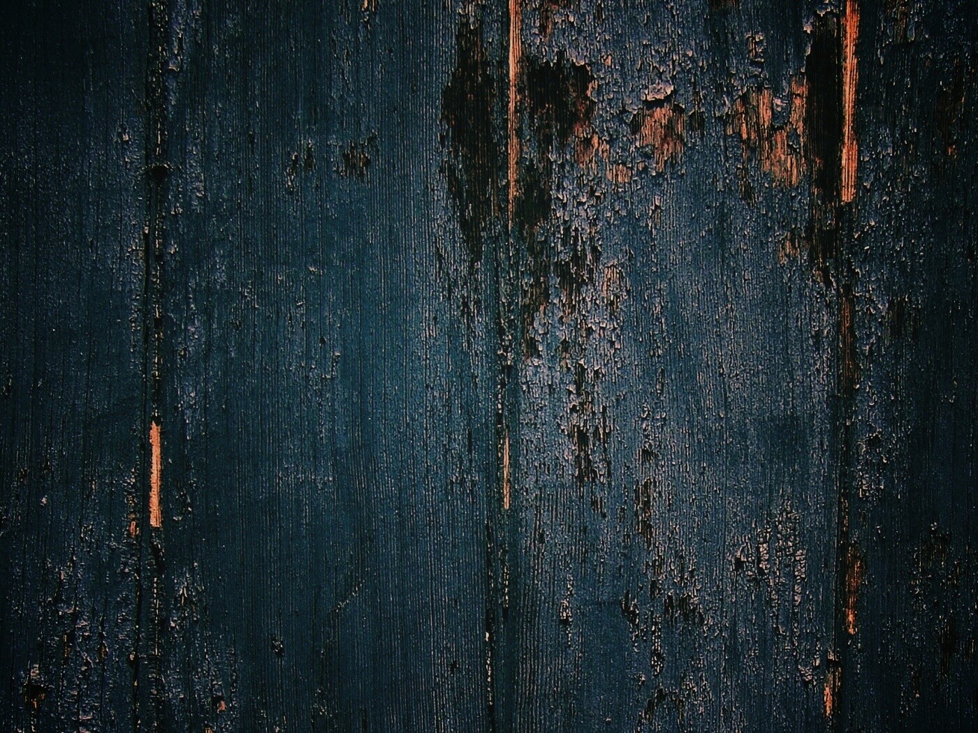 Облупившаяся синяя краска обои