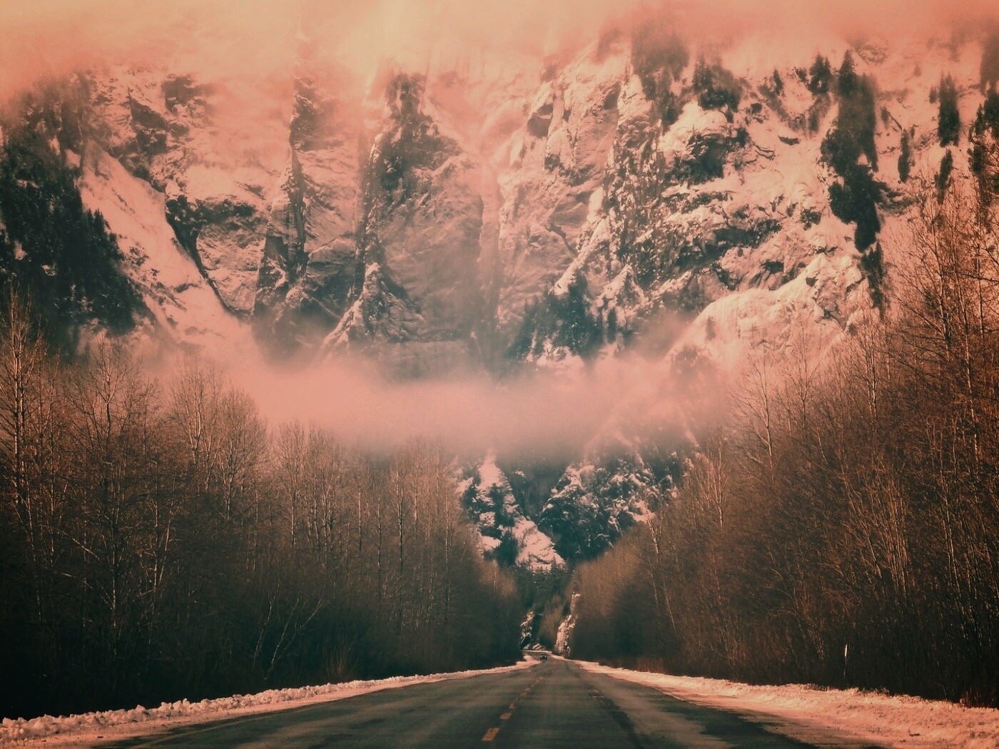 Дорога к скале обои