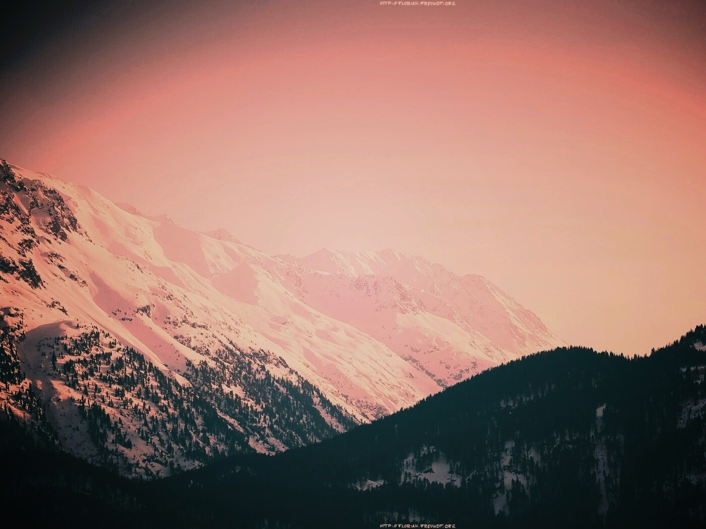 Горные вершины зимой обои