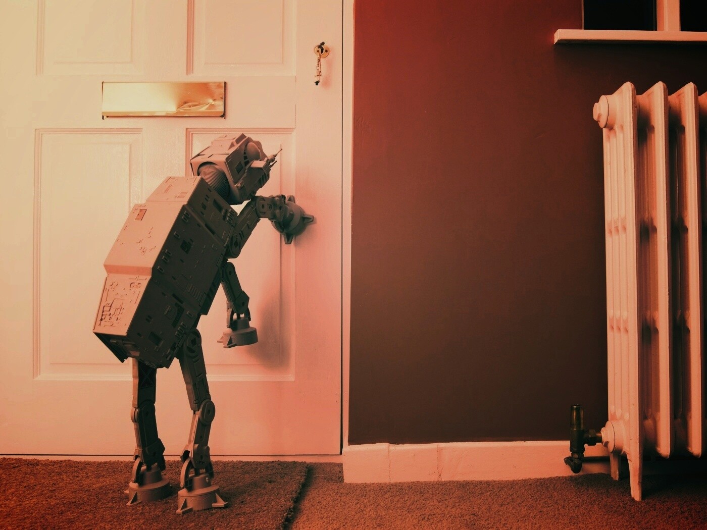 Имперский робот просится гулять обои