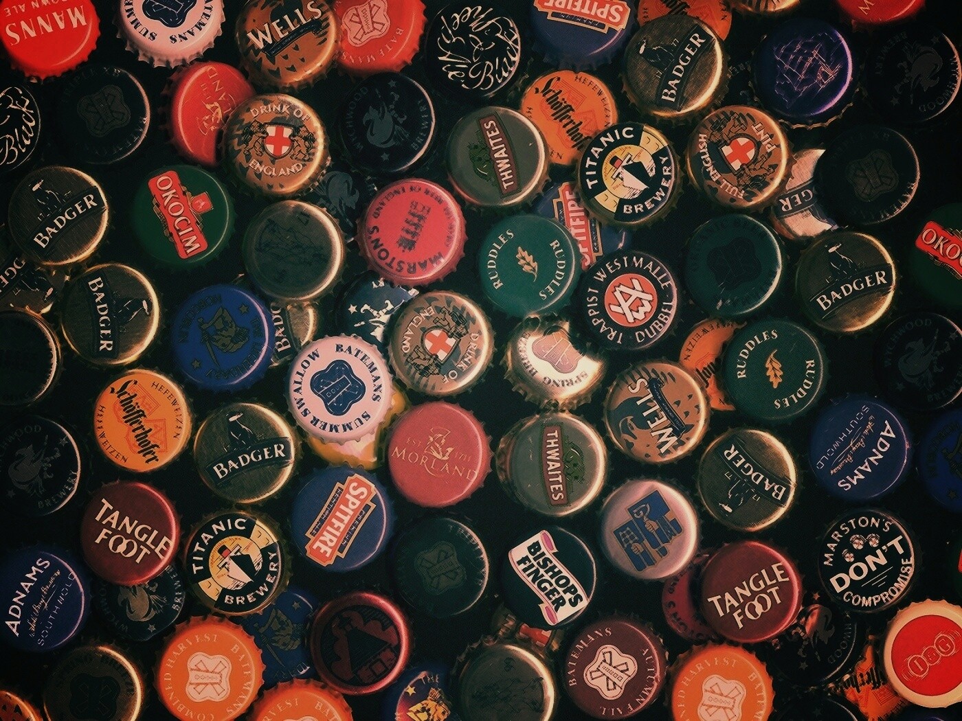 Пивные пробки обои
