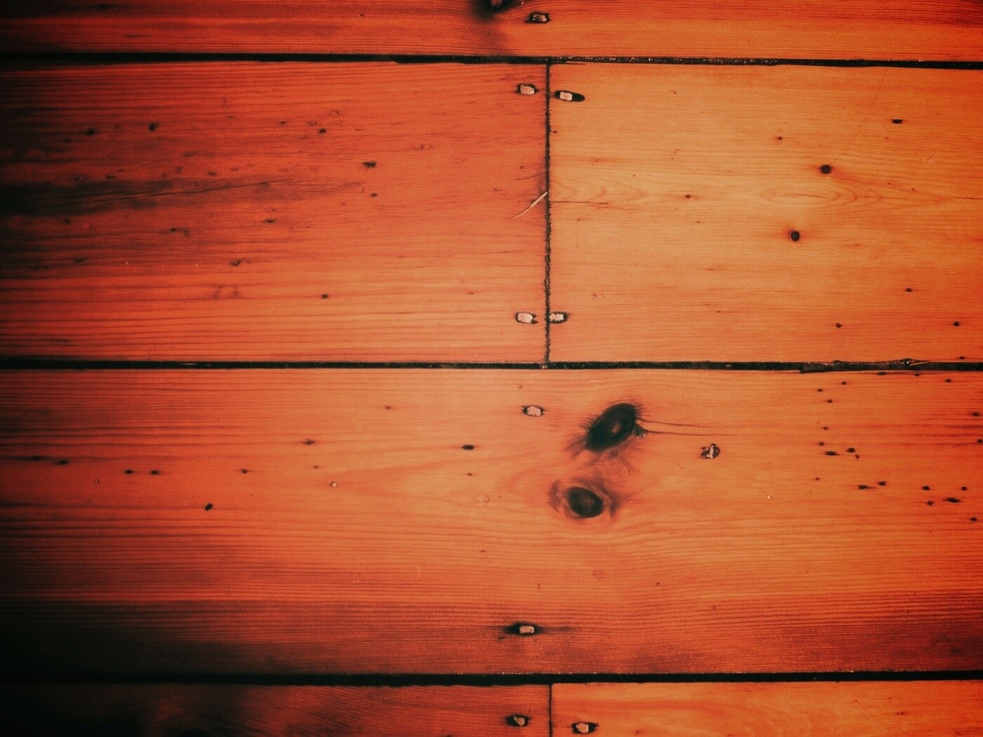 Доски с гвоздями обои