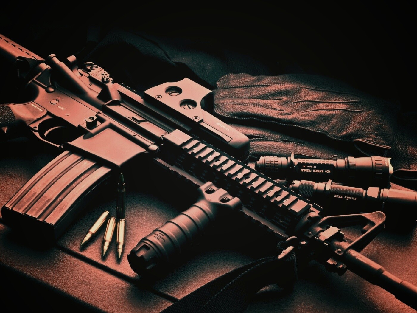 Черный автомат обои