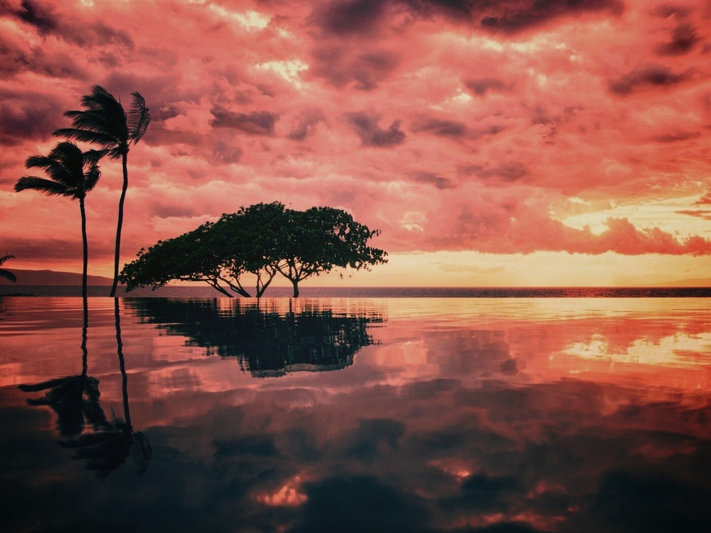 Восход над озером обои