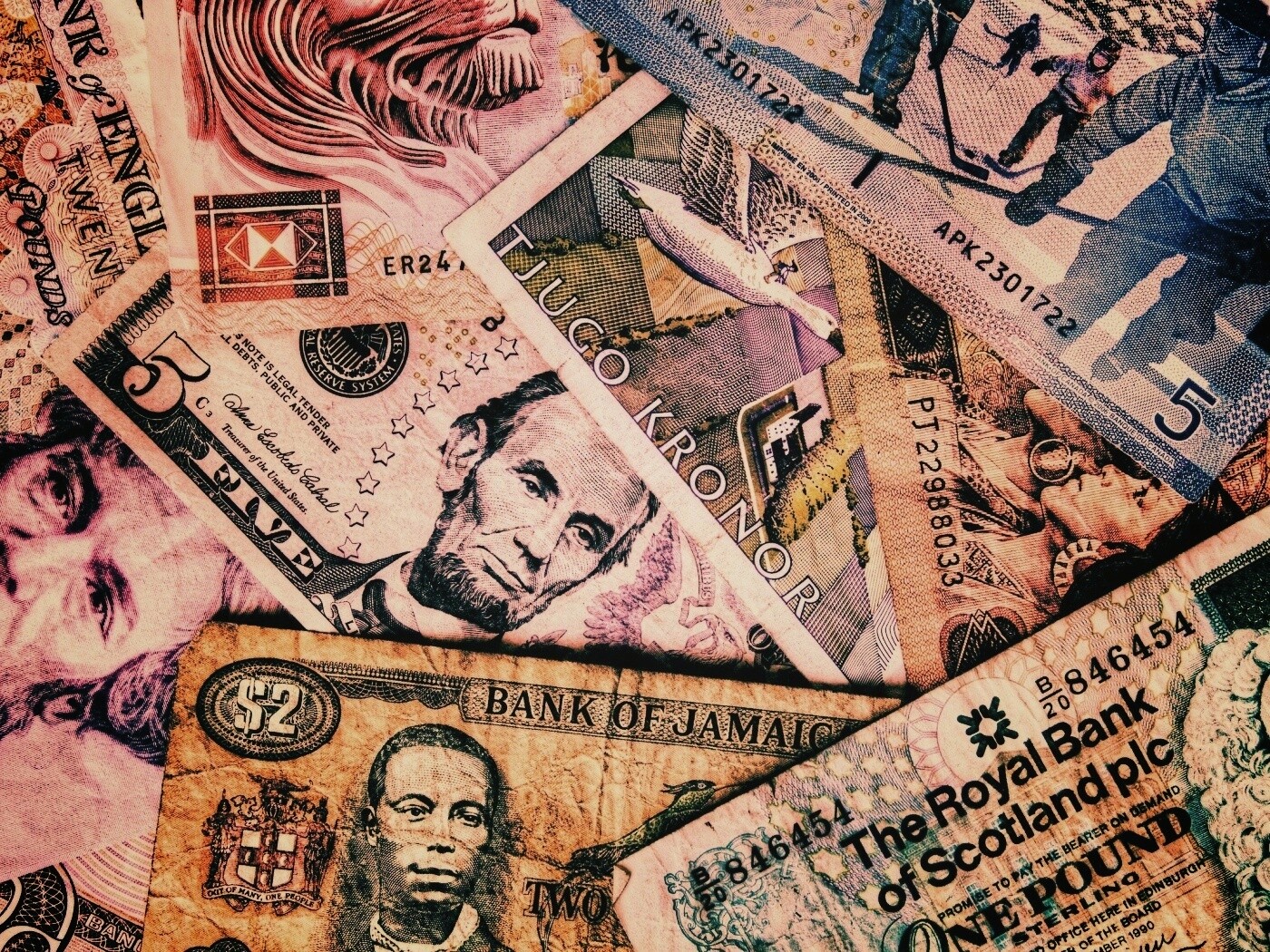 Купюры из разных стран обои