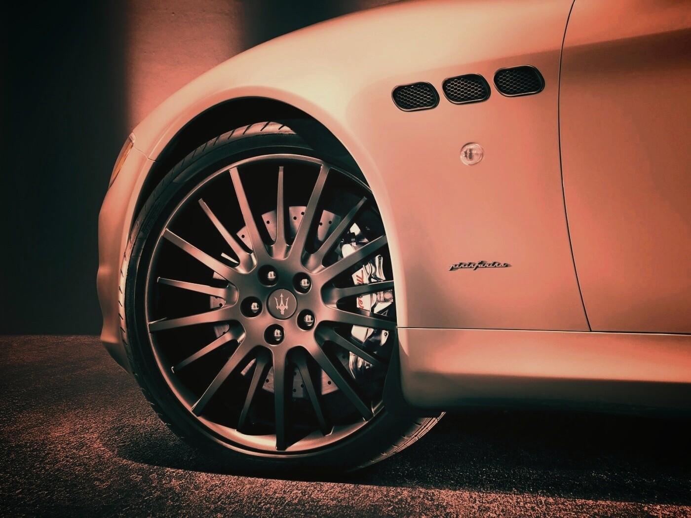 Рендер Maserati Quattropotre обои