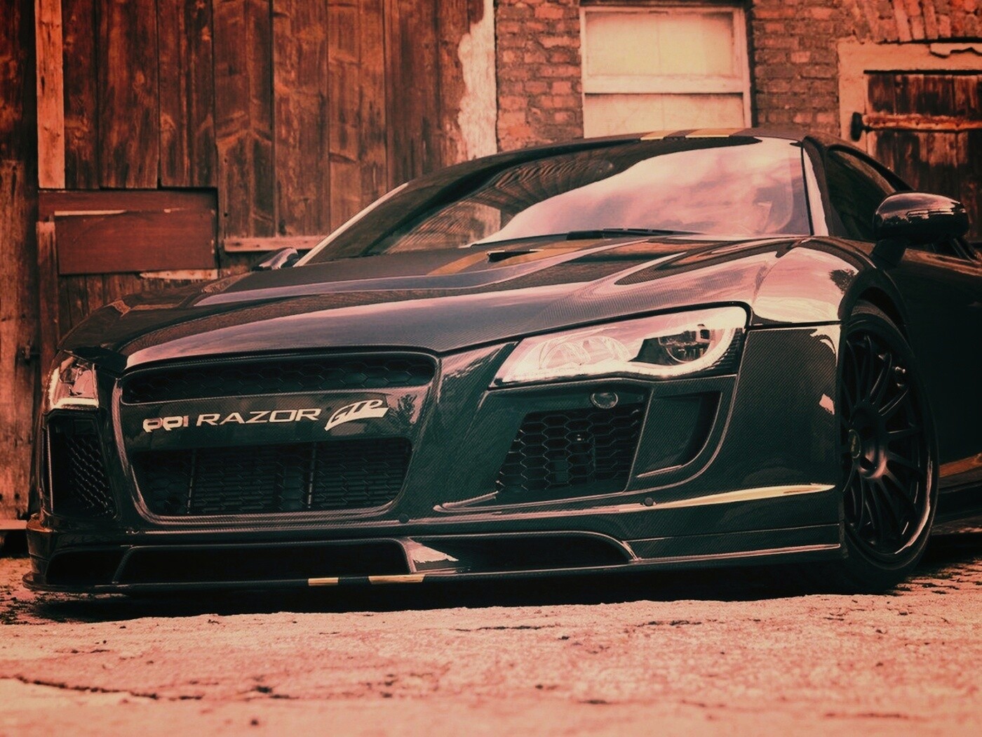 Черная Audi R8 обои