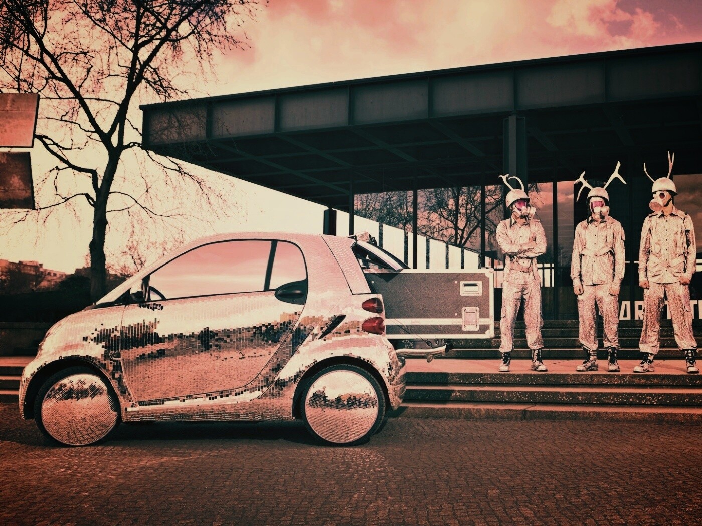 Smart Disco-Ball и 4 оленя обои