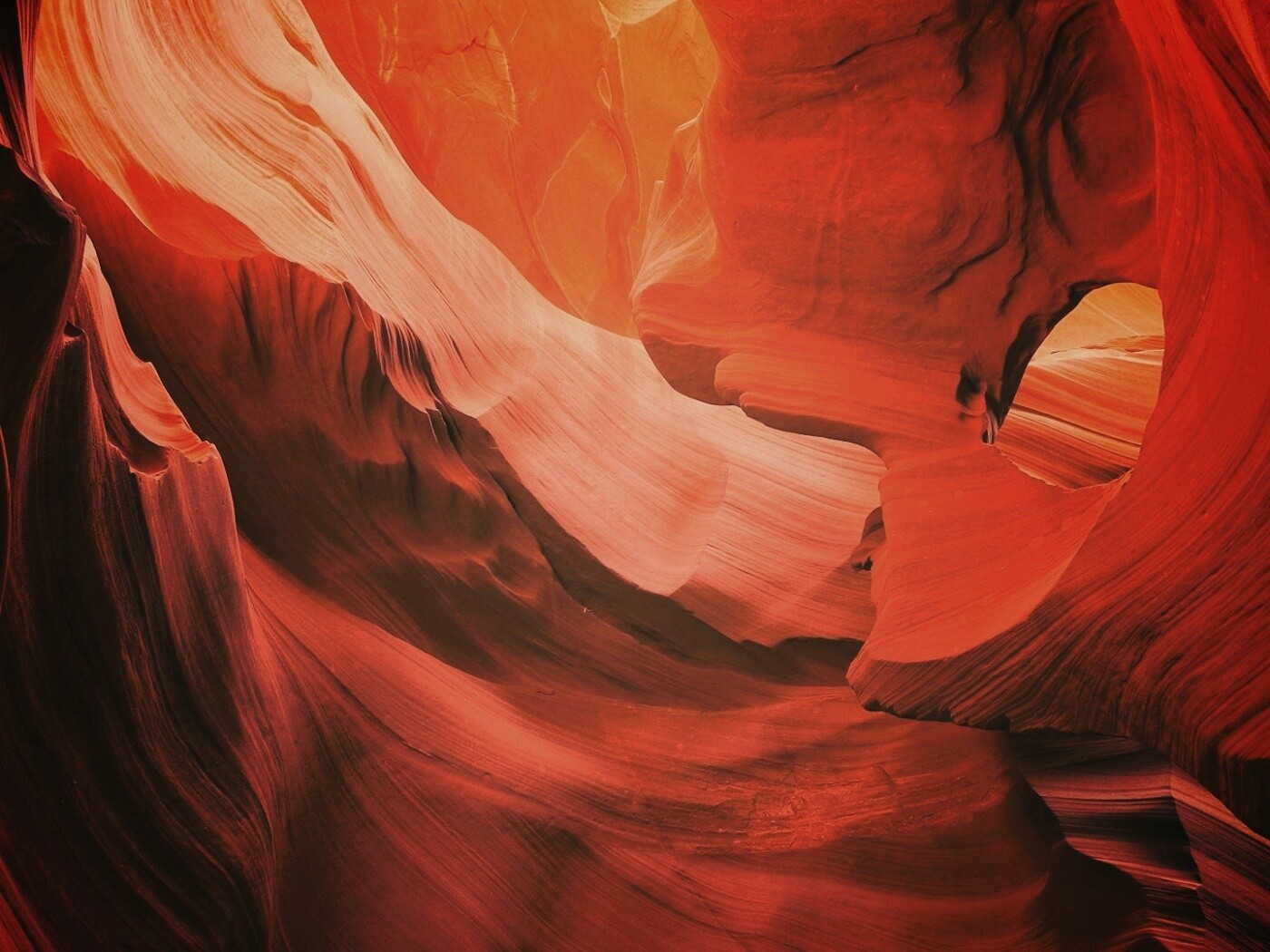 Оранжевая пещера обои