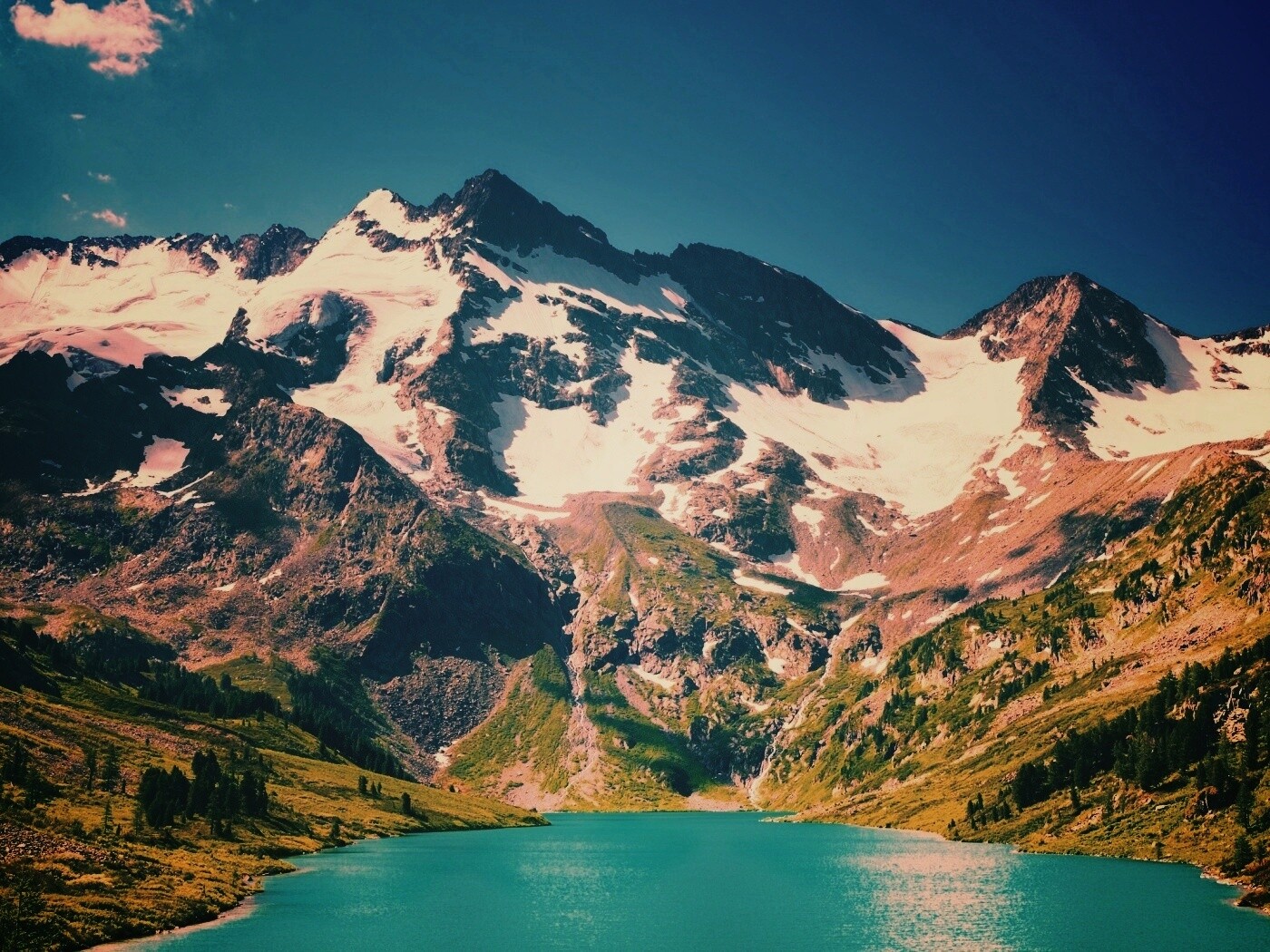 Горное озеро обои