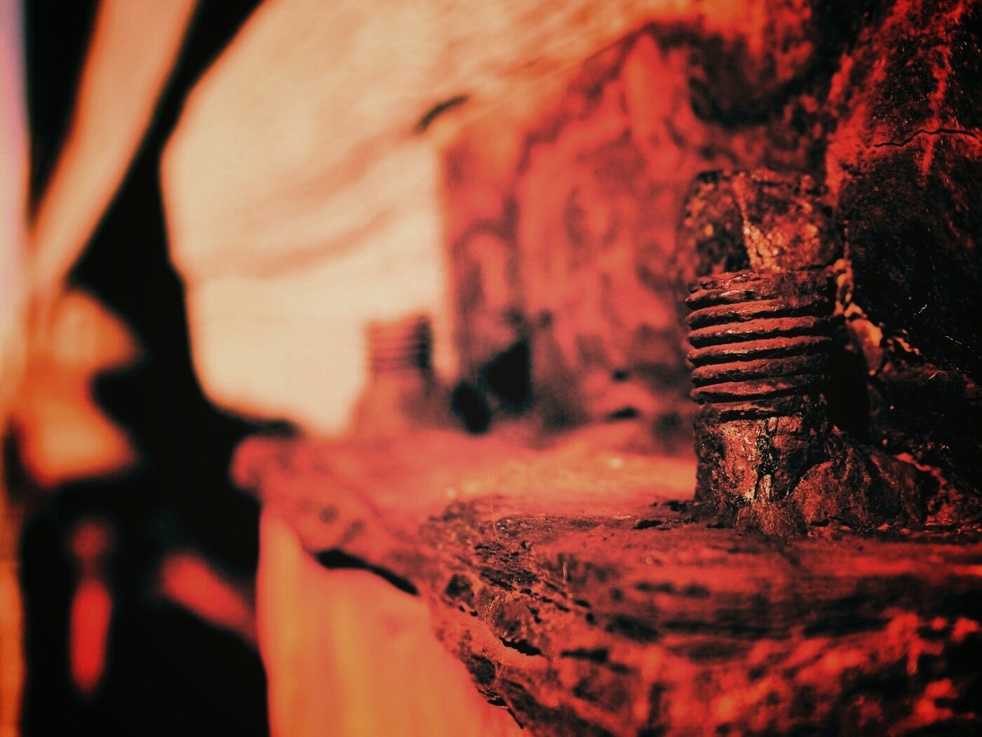 Проржавевшие болты обои