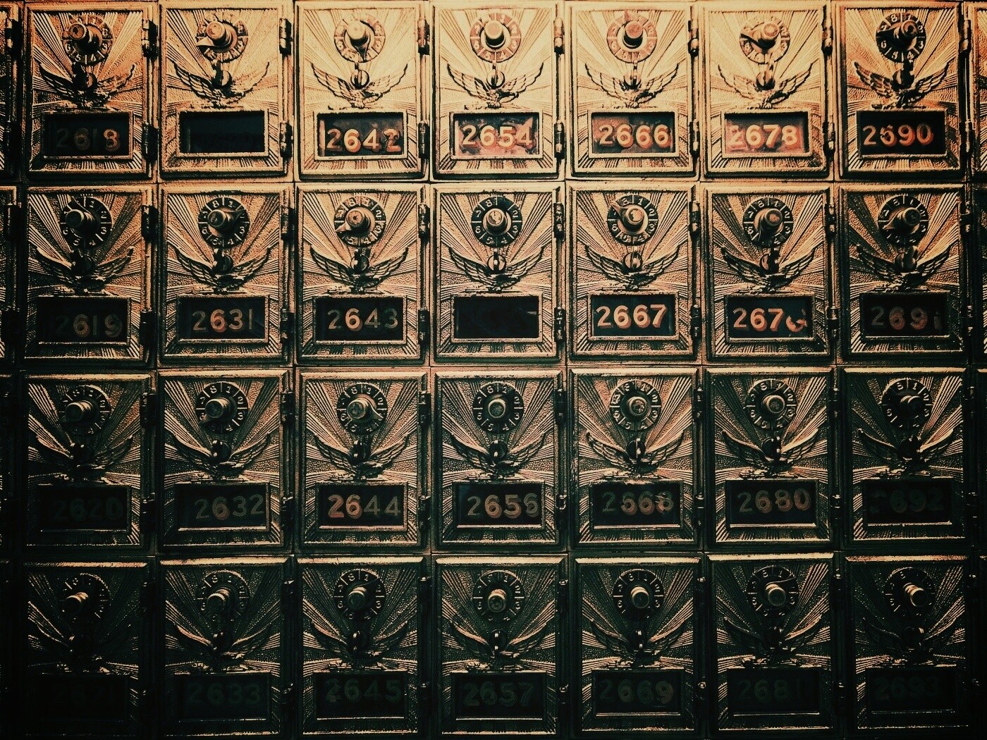 Модульный корпус обои