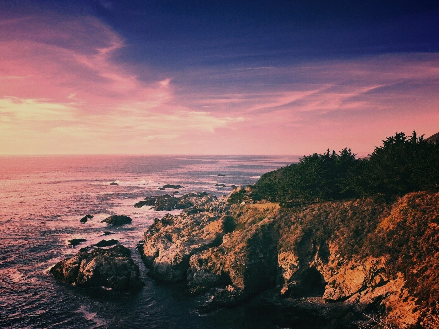 Скалистый берег обои