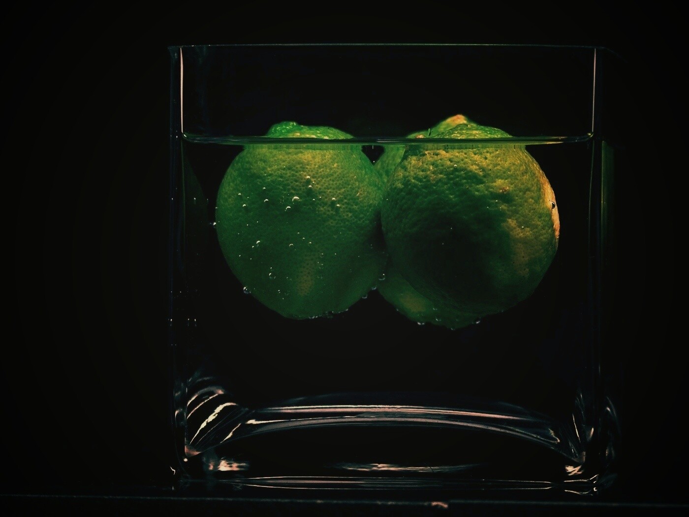 Лайм в стакане обои