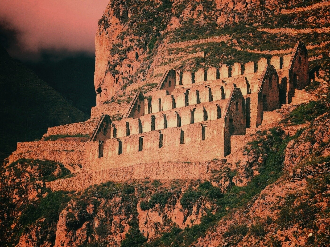 Руины в скалах Перу обои