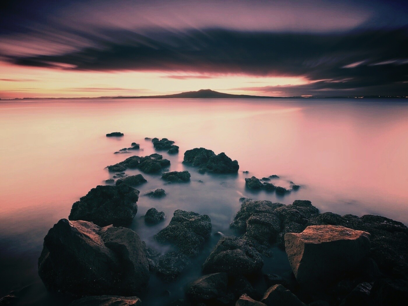 Озеро в тумане обои