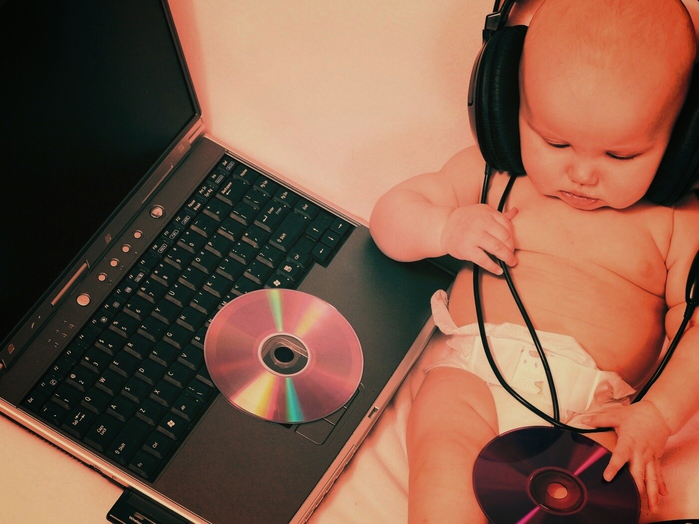 Маленький диск жокей обои