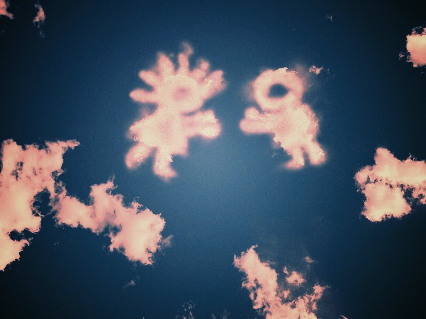 Фигуры из облакоа обои