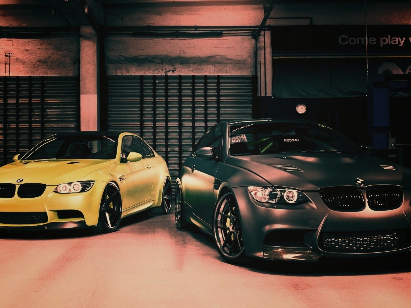 Черный и зеленый BMW M3 обои