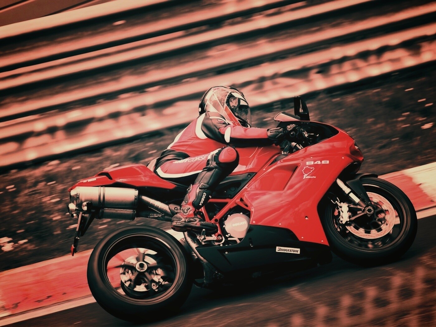 Красный мотоцикл обои