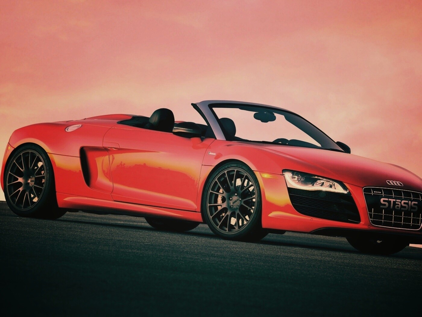 Красная Audi обои