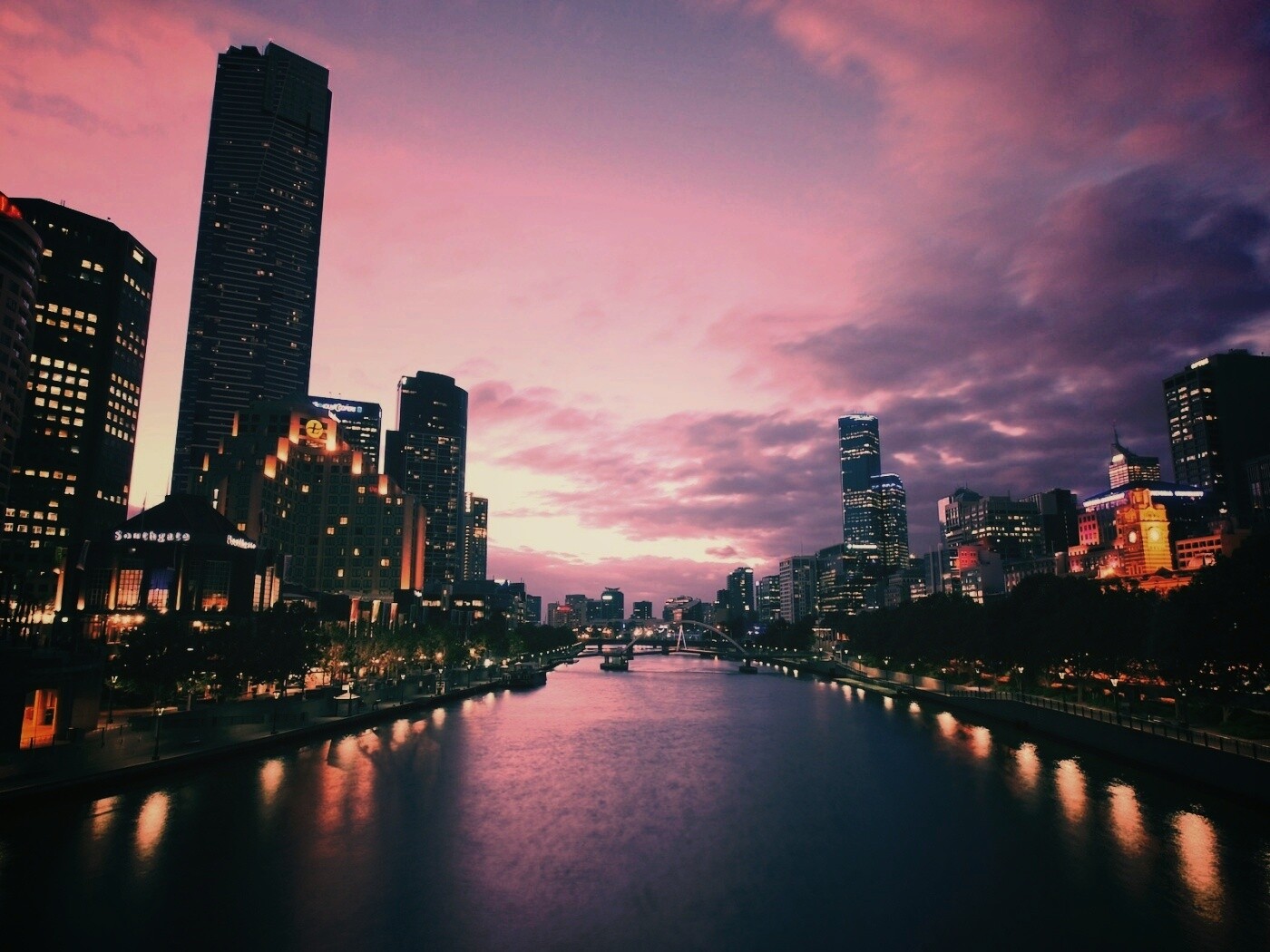 Застывший город обои