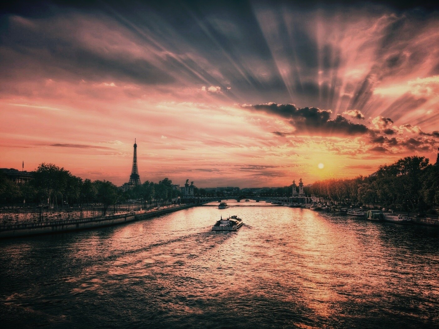 Закат над парижем HDR обои