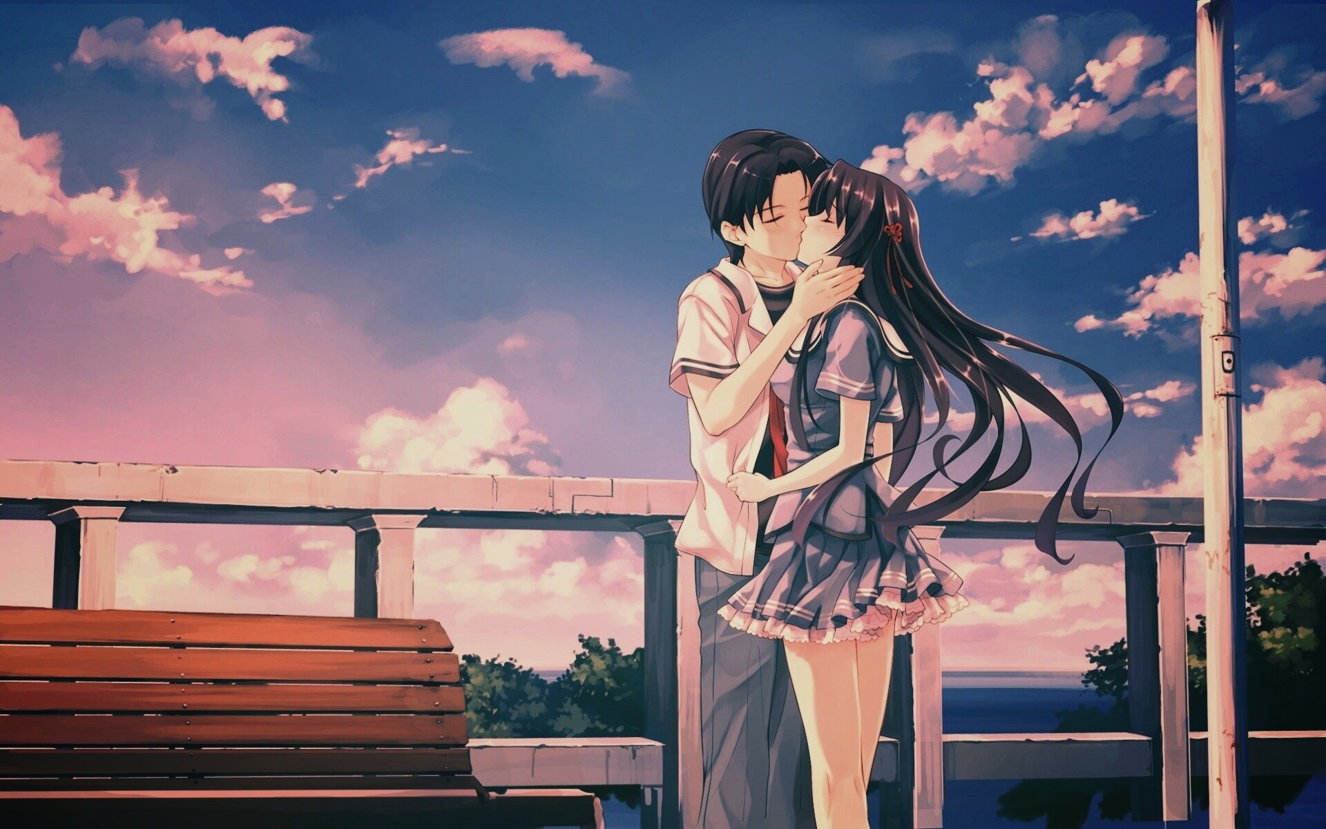 Поцелуй на набережной обои