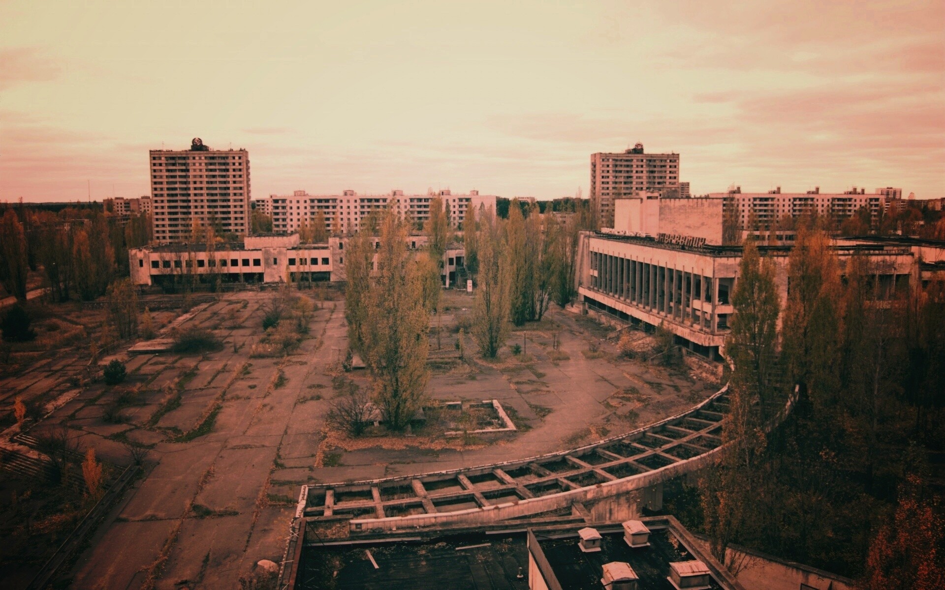 Площадь в Припяти обои