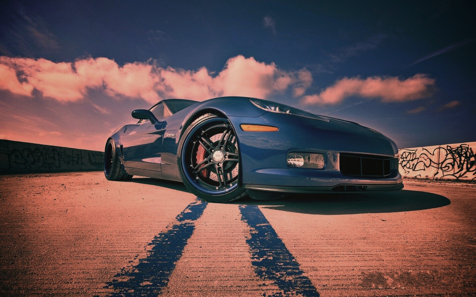 Синий спорткар обои