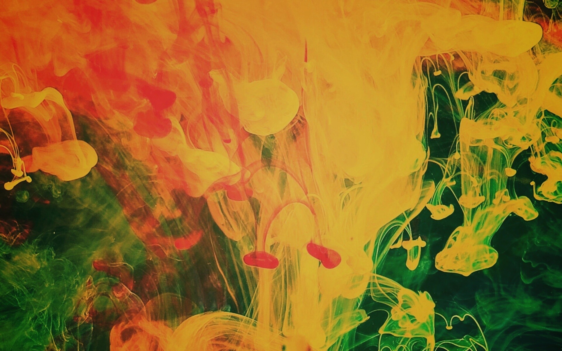 Краска растворяется в воде обои