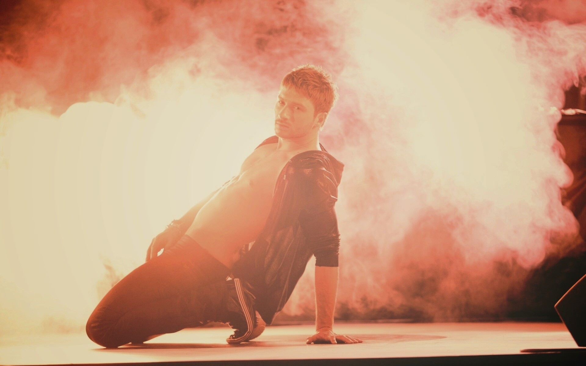 Сергей Лазарев обои