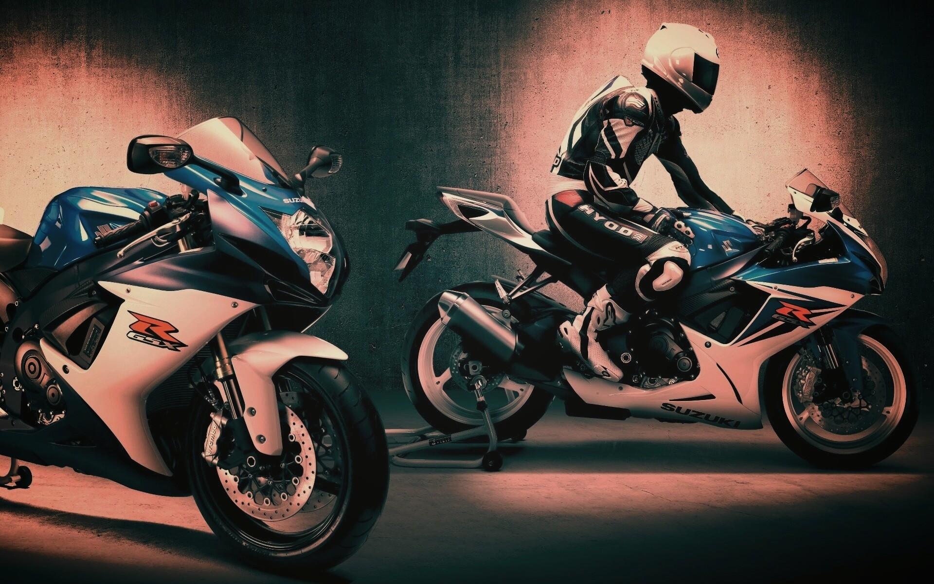 Suzuki и мотоциклист обои