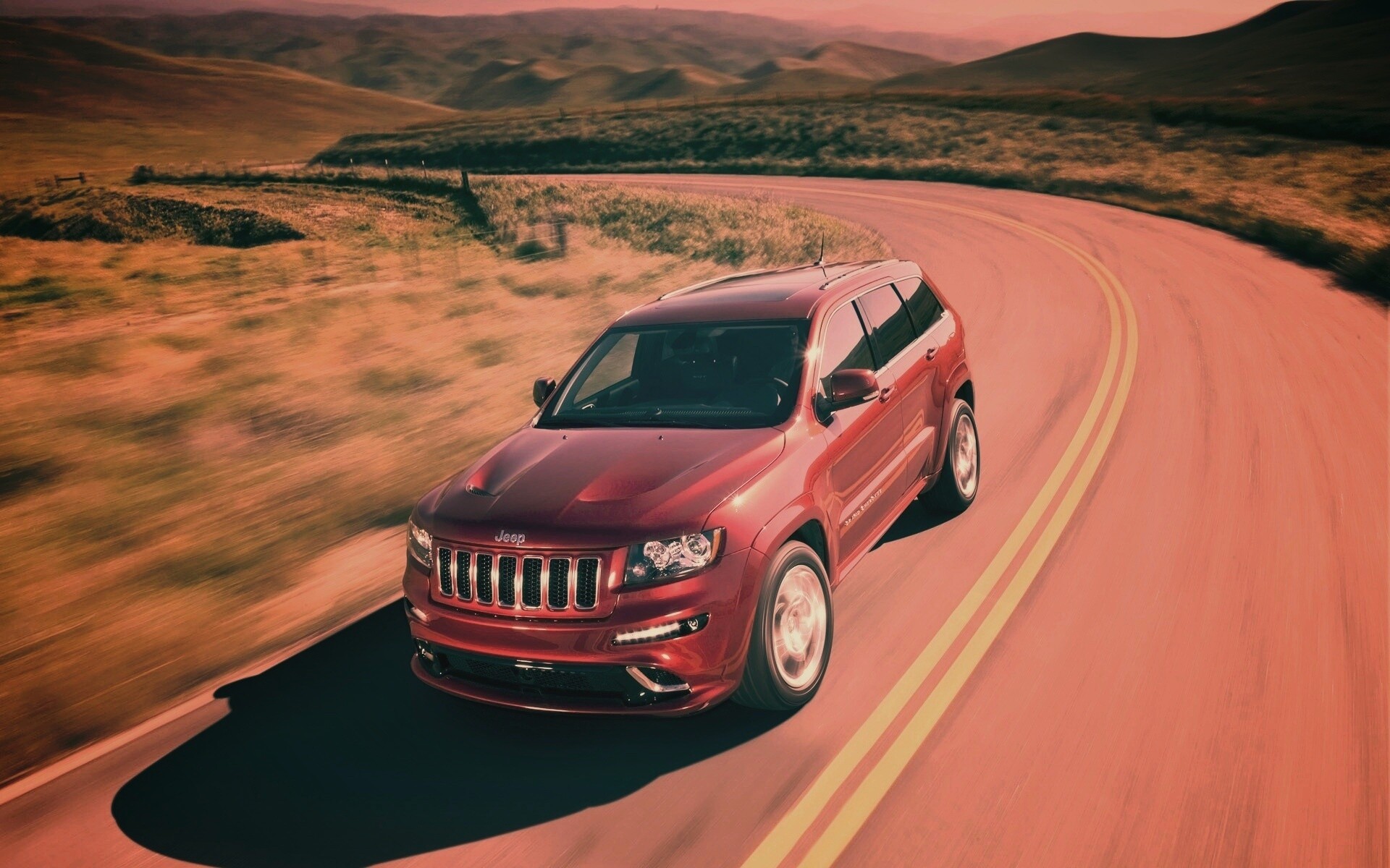 Jeep на дороге обои