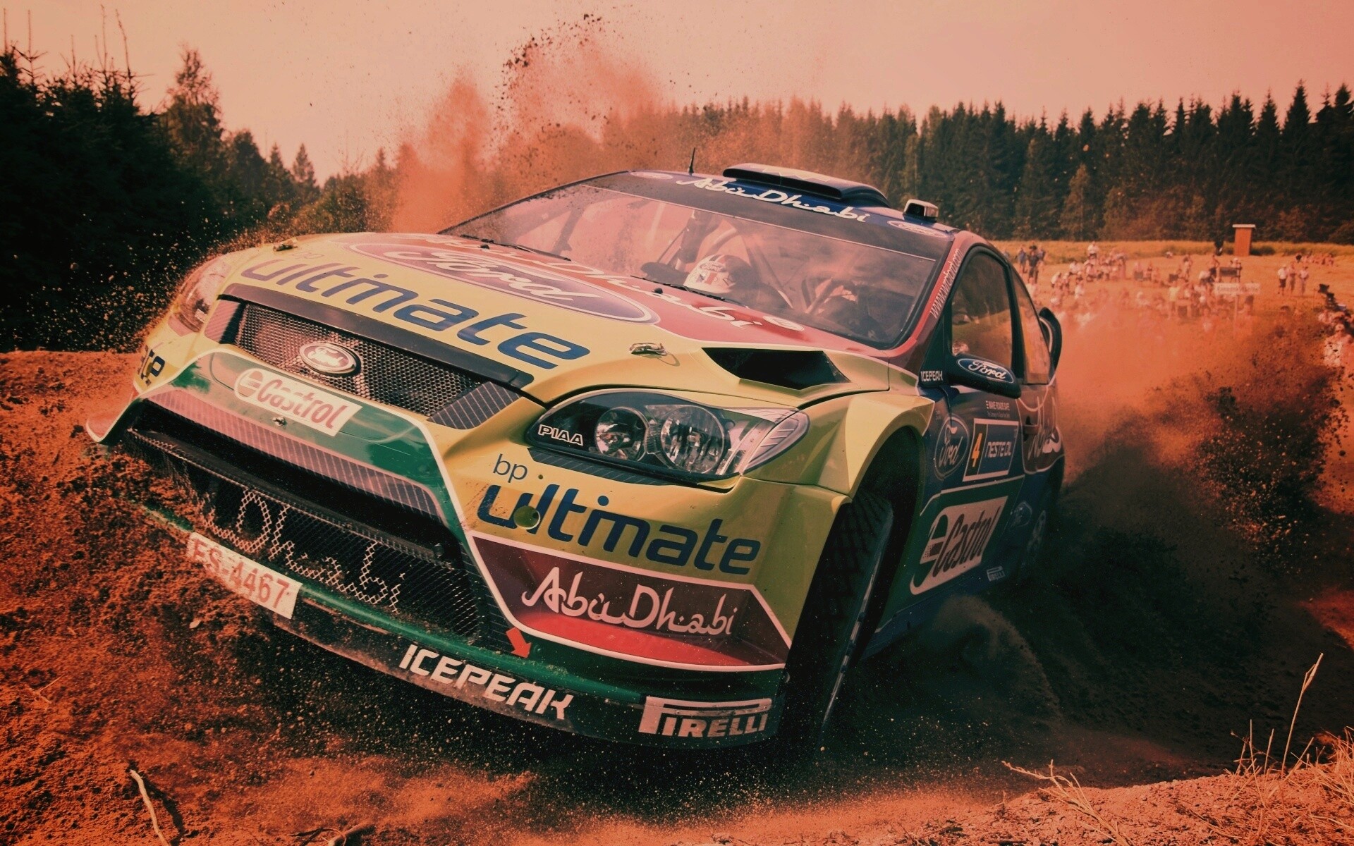 Форд учавствует в ралли обои