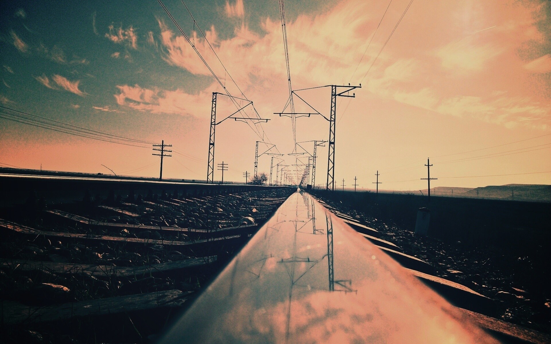 Фото вдоль железной дороги обои