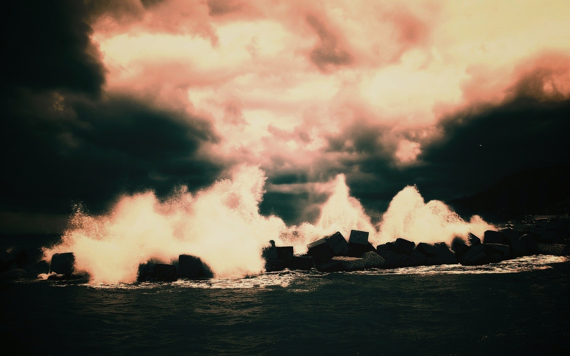 Буря в океане обои