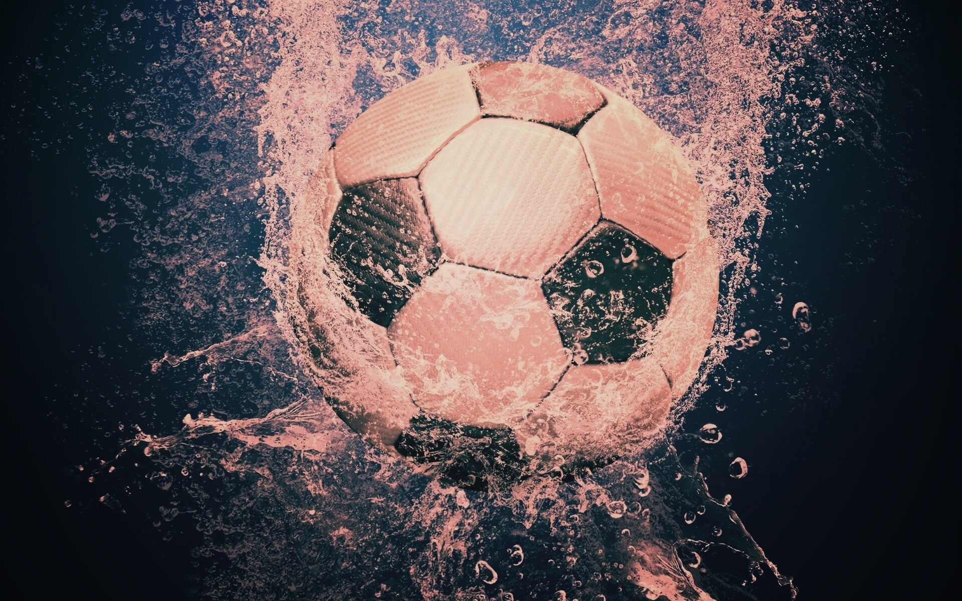Футбольный мяч в воде обои