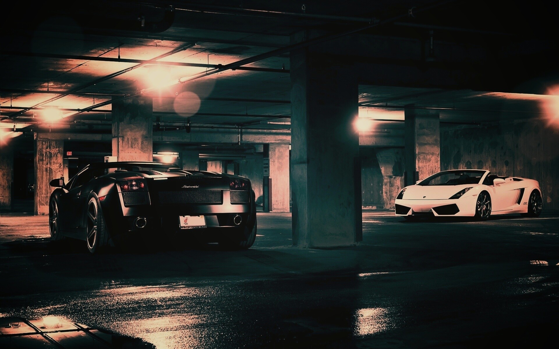 Ламборджини на подземной парковке обои