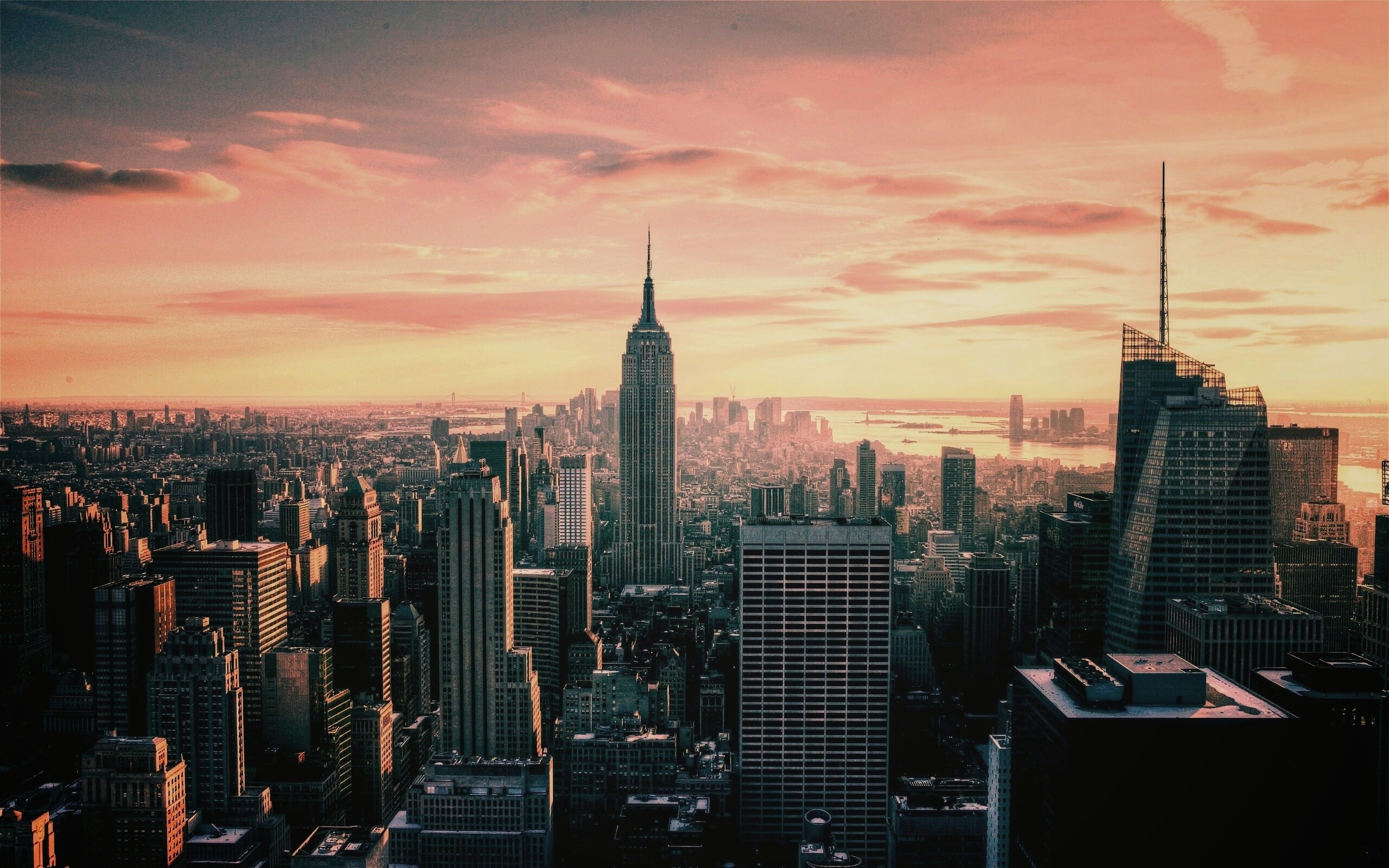 Большой город обои