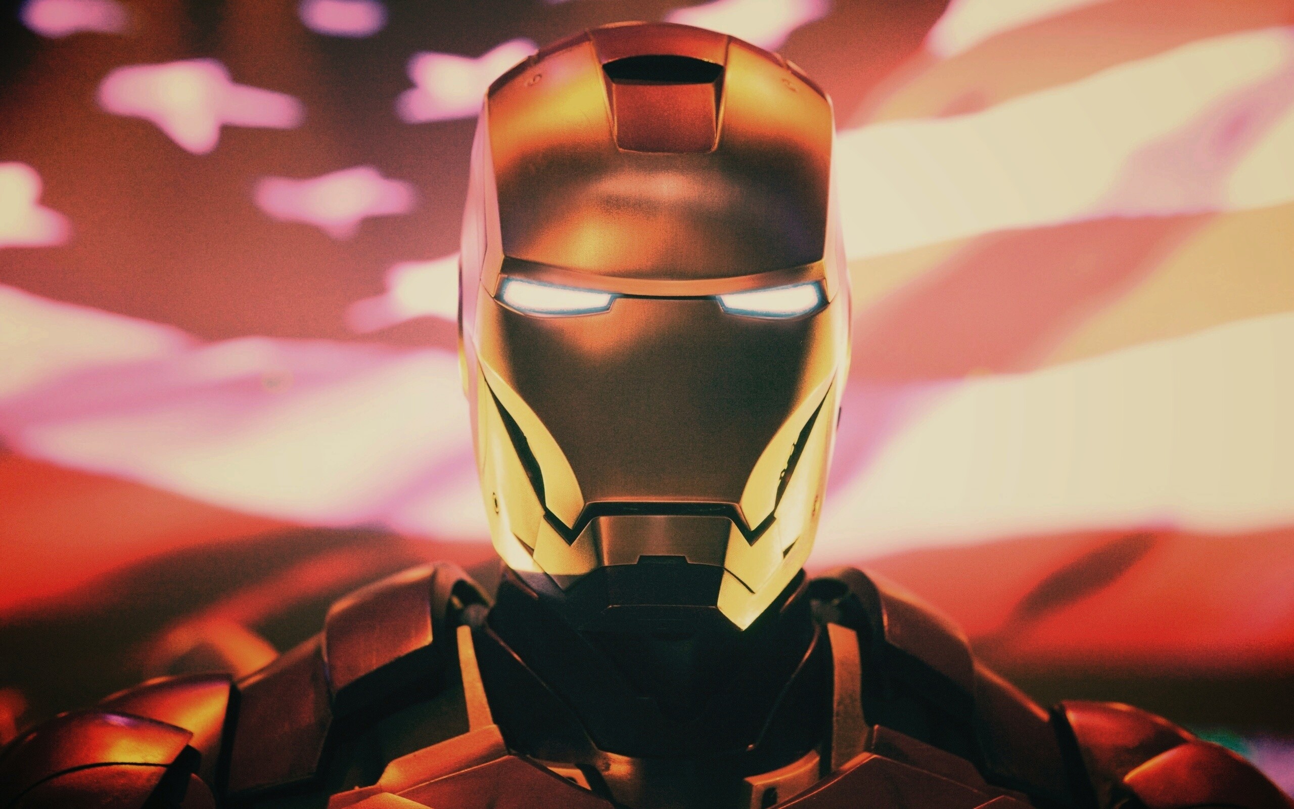 Железный человек на фоне американского флага обои