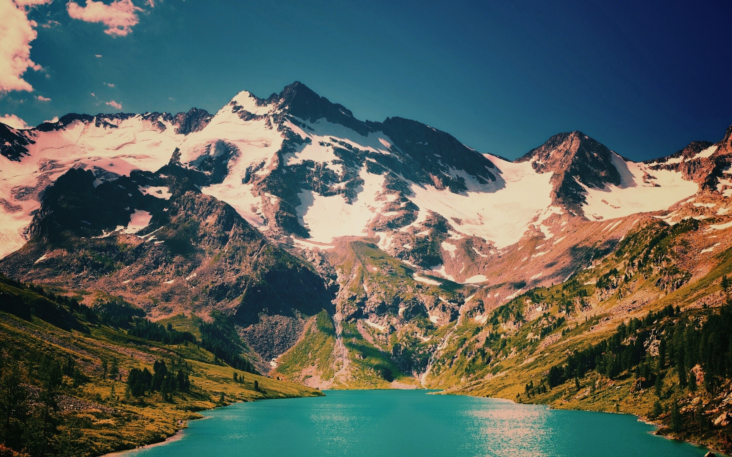 Горное озеро обои