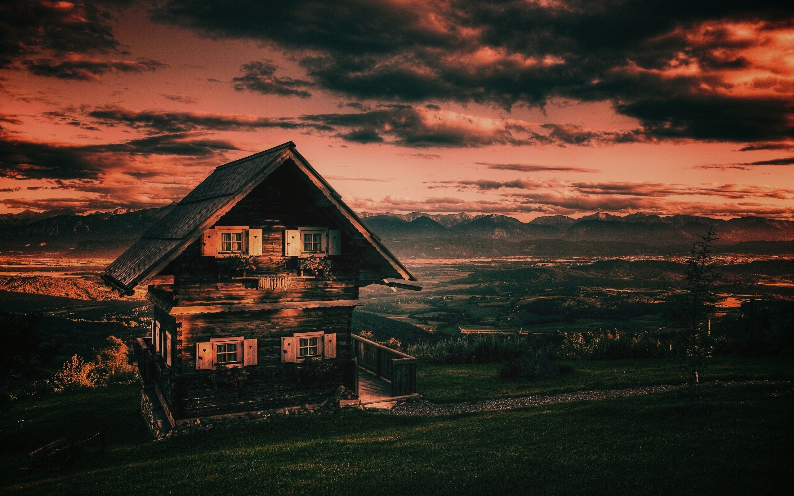 Старенький дом в Австрии обои