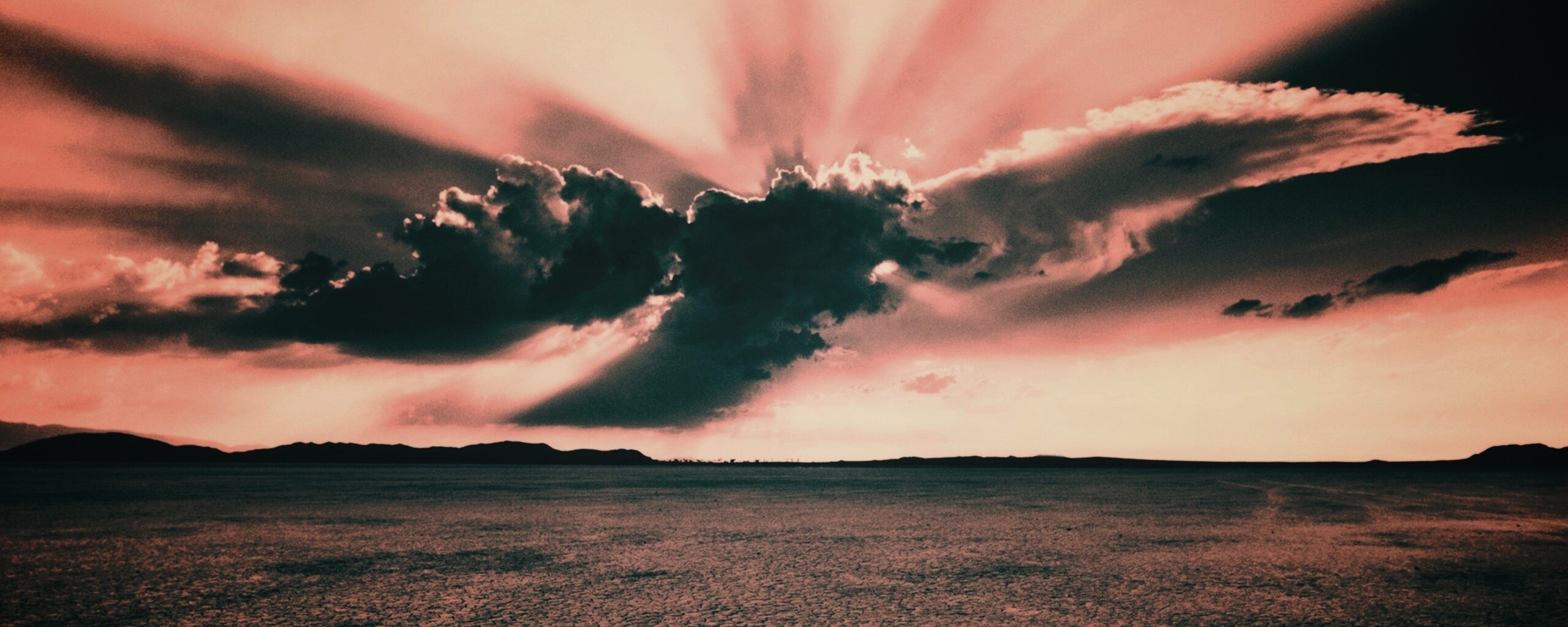 Черные облака обои