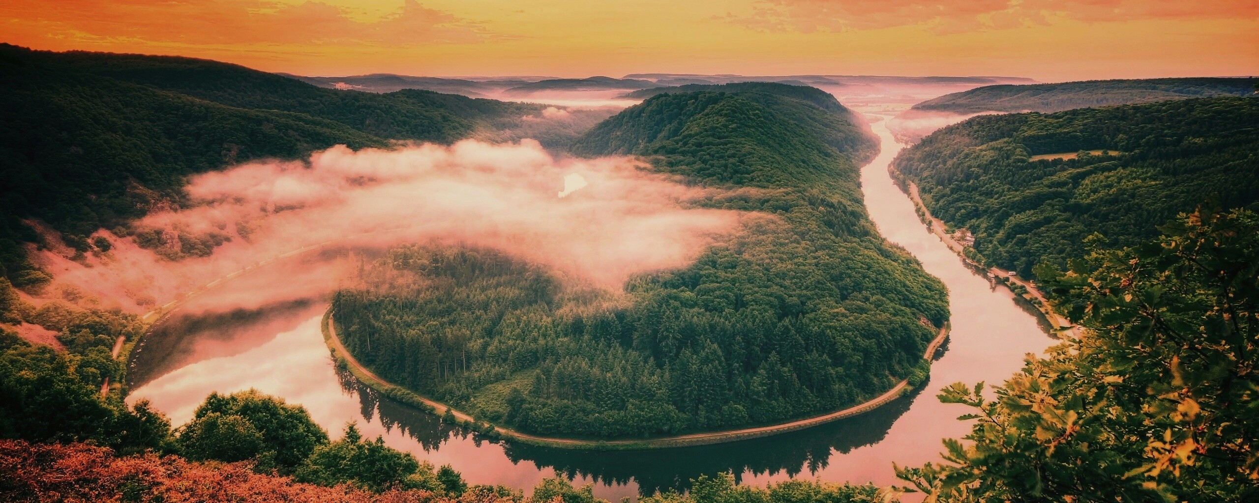 Кривая река обои