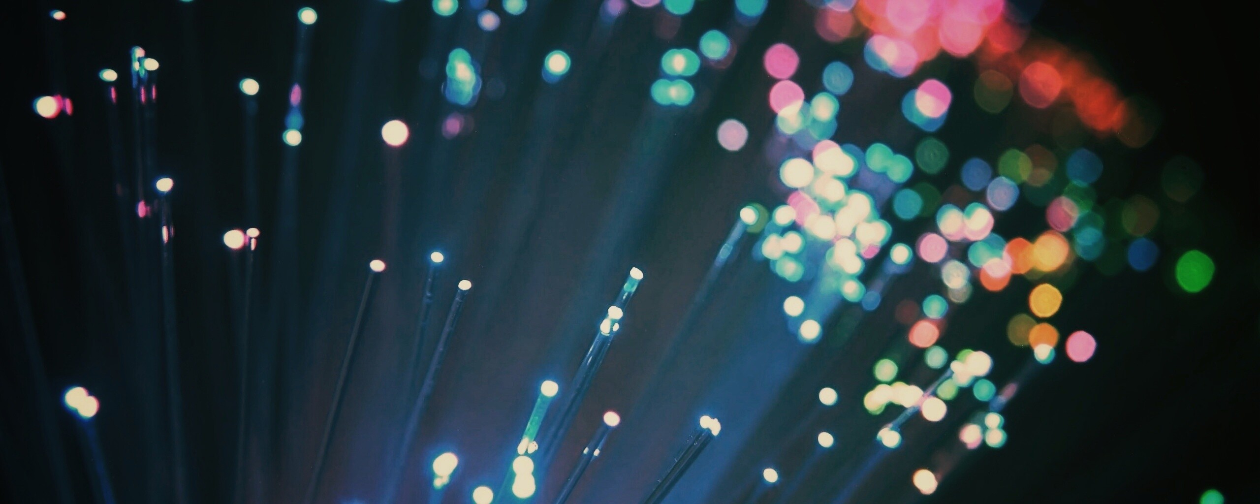 Огоньки на оптоволокне обои