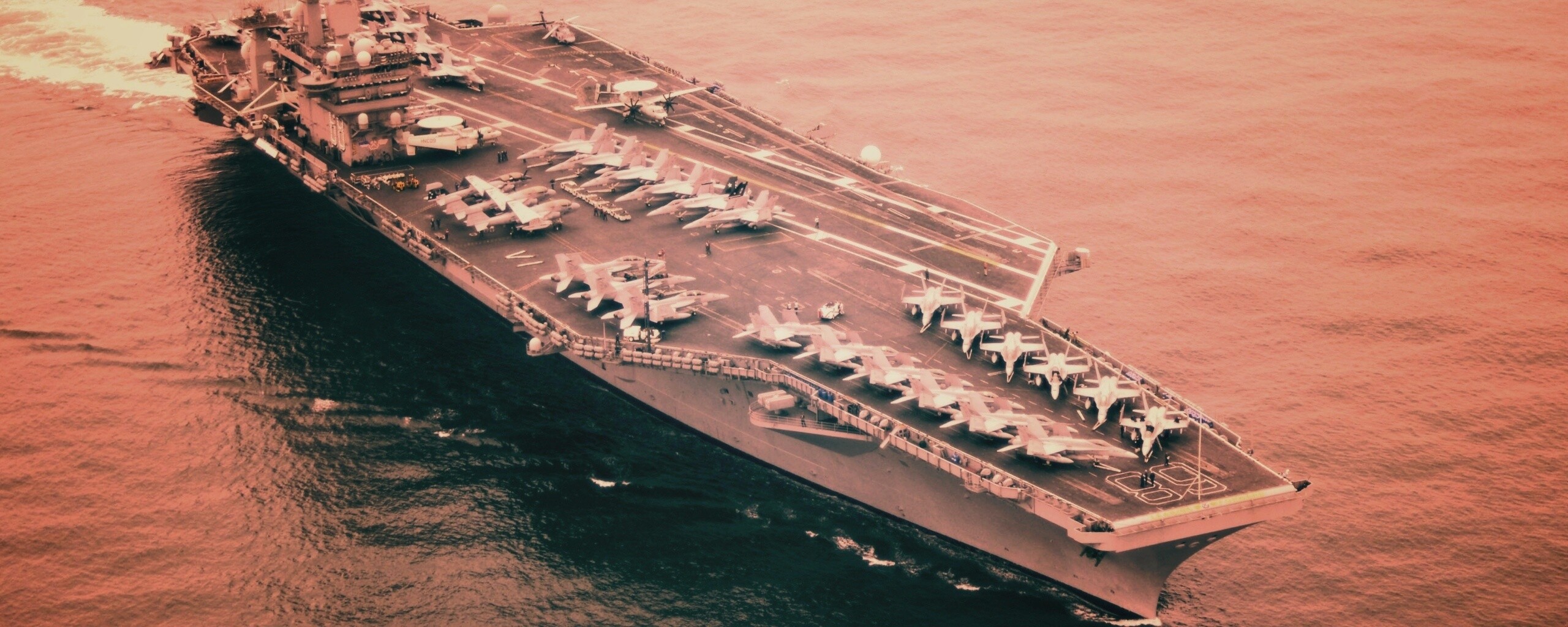 Авианосец в море обои