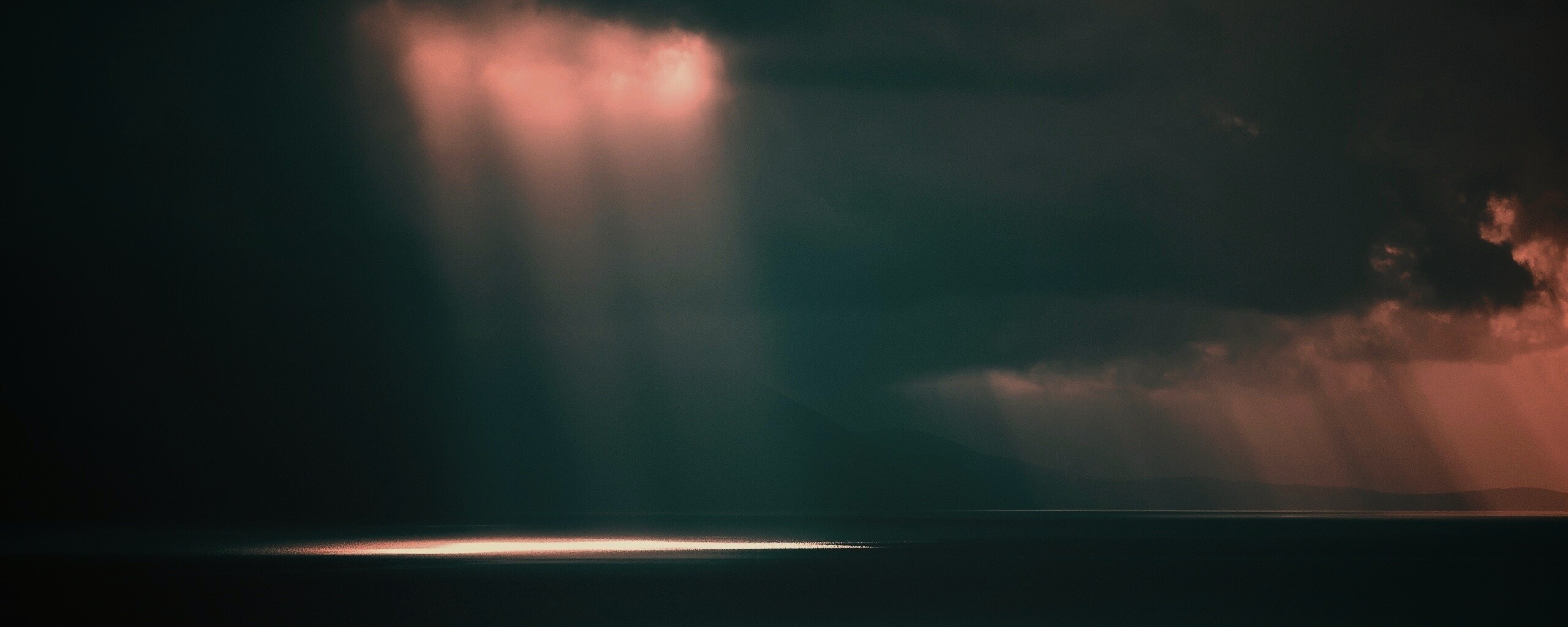 Сквозь тучи обои